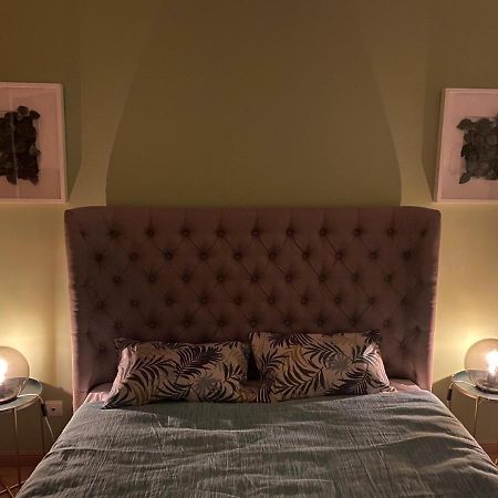 Country Town Apartment Almeirim Buitenkant foto