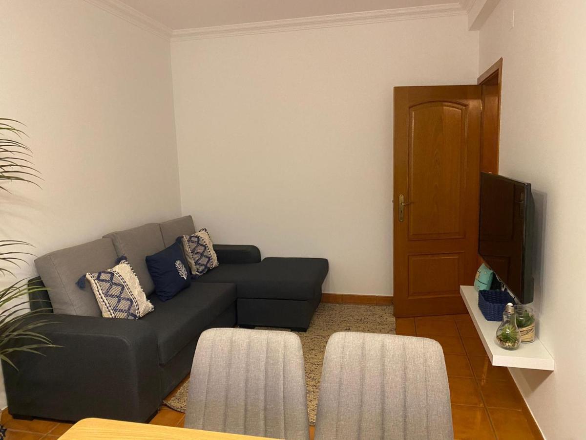 Country Town Apartment Almeirim Buitenkant foto